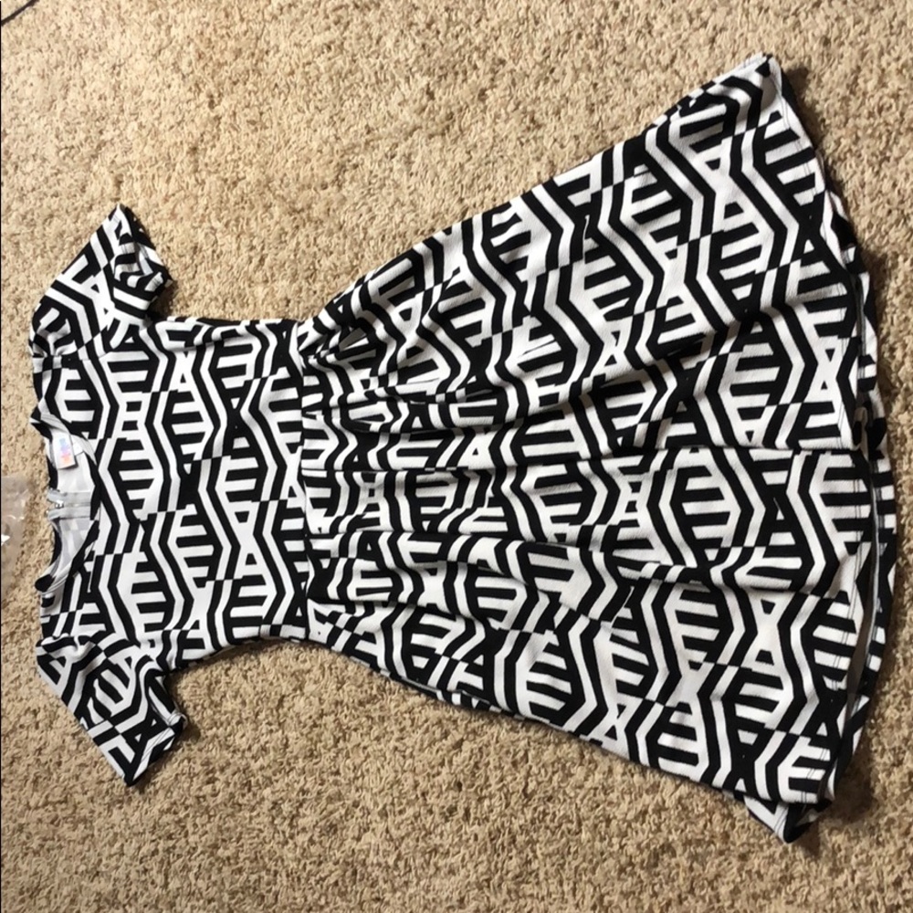 LuLaRoe size Small EUC Amelia